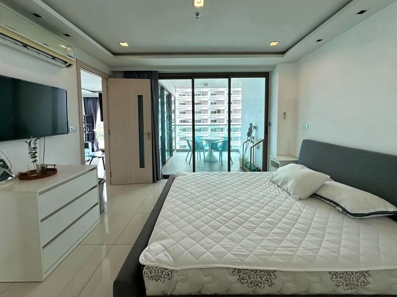 1BR Condo for Rent at Wongamat Tower｜65 sqm｜15th Floor｜Sea View｜Adjacent to Wong Amat Beach (1503)
