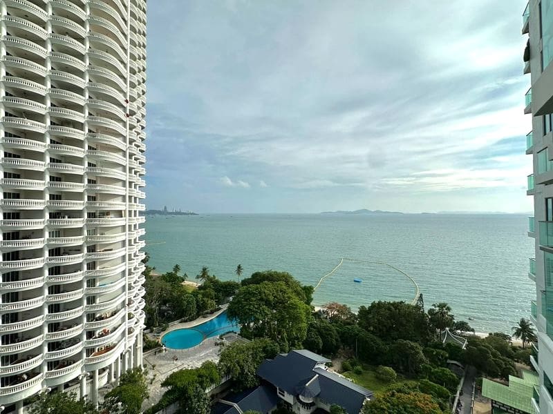 1BR Condo for Rent at Wongamat Tower｜65 sqm｜15th Floor｜Sea View｜Adjacent to Wong Amat Beach (1503)