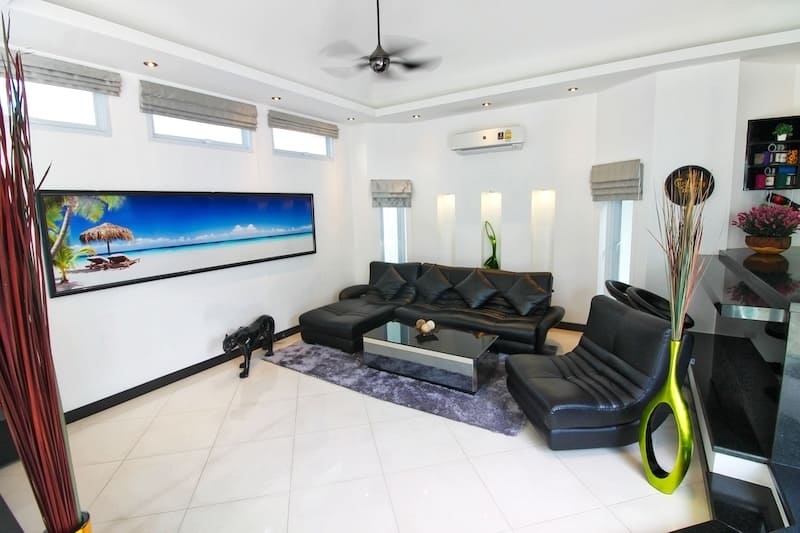 南芭提雅 TJ Private Pool Villa（TJ 私人泳池别墅）6卧365㎡｜成熟民宿｜接手即可经营