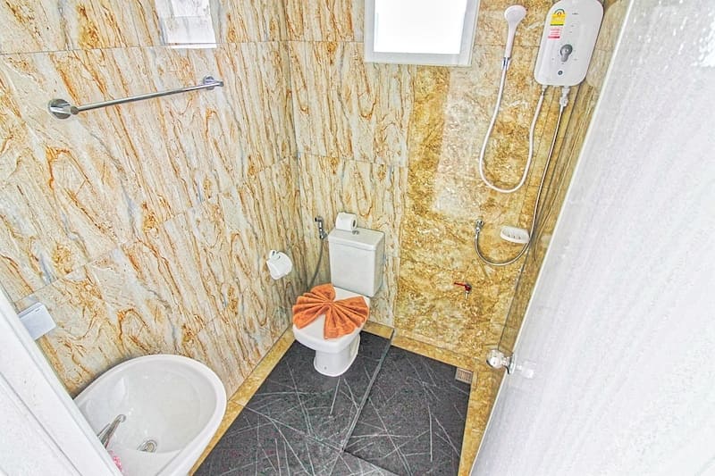 南芭提雅 TJ Private Pool Villa（TJ 私人泳池别墅）6卧365㎡｜成熟民宿｜接手即可经营
