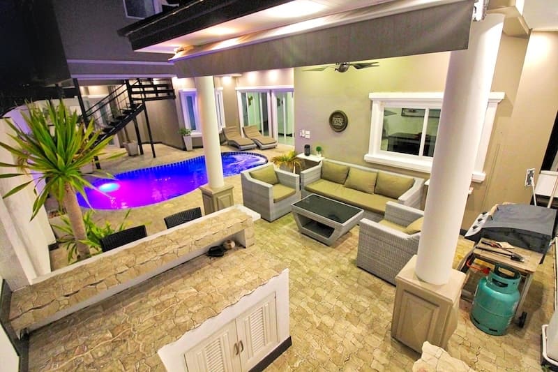 南芭提雅 TJ Private Pool Villa（TJ 私人泳池别墅）6卧365㎡｜成熟民宿｜接手即可经营