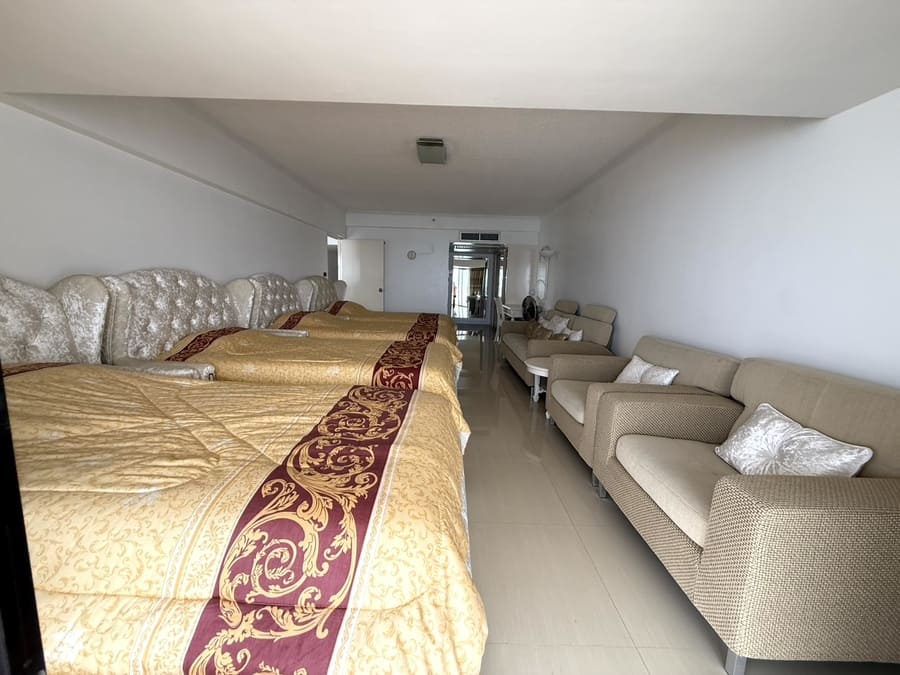 Metro Jomtien Condotel（迈特罗中天）2居147㎡｜33楼｜壮丽海景｜中天海滩旁