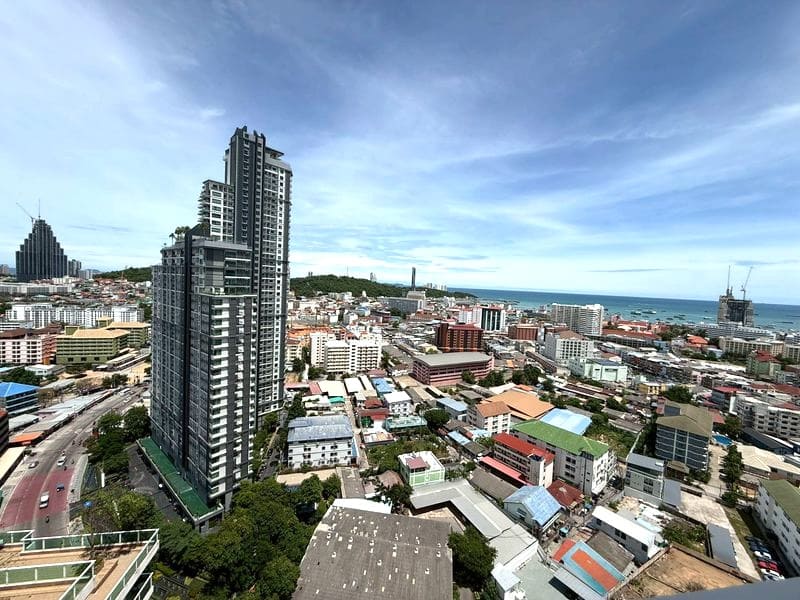 1BR Condo for Rent at City Garden Tower, Pattaya | 35 sqm | 25th Floor | Sea View (2509)