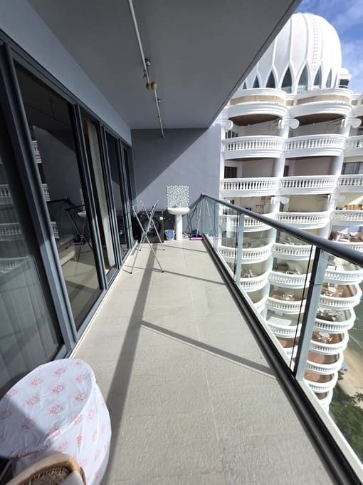 3BR Condo for Rent at Zire Wongamat, Pattaya | 100 sqm | 44th Floor | Stunning Sea View | Adjacent to Wongamat Beach