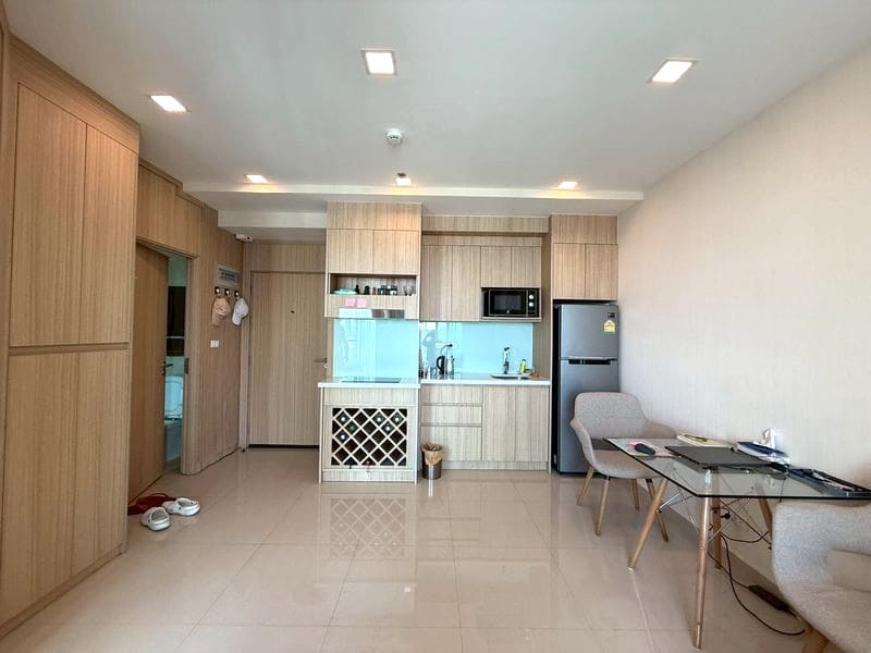 1BR Condo for Rent at City Garden Tower, Pattaya | 35 sqm | 25th Floor | Sea View (2509)