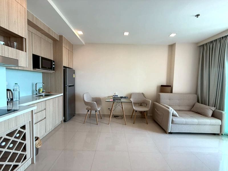 1BR Condo for Rent at City Garden Tower, Pattaya | 35 sqm | 25th Floor | Sea View (2509)
