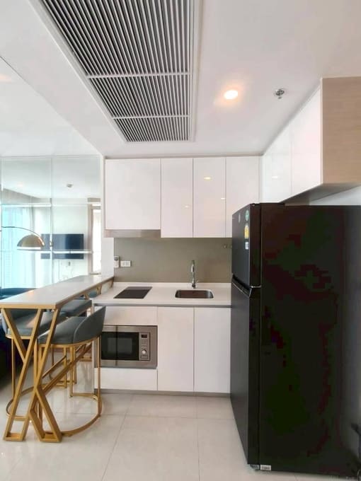 1BR Condo for Rent at The Riviera Jomtien, Pattaya | 35 sqm | 37th Floor | Sea View | Near Jomtien Beach (37B08)
