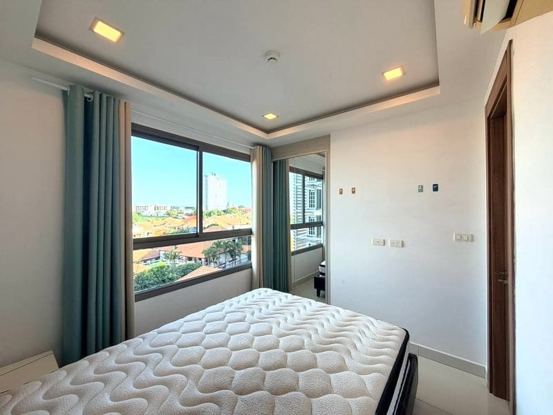 1BR Condo for Rent at Arcadia Beach Resort, Pattaya | 26 sqm | Building C | 6th Floor | City View (C627)