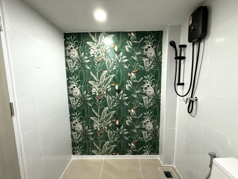 Studio Condo for Rent at Thiantong Condotel｜31 sqm｜6th Floor｜Sea View｜Fully Renovated｜Adjacent to Jomtien Beach (102)