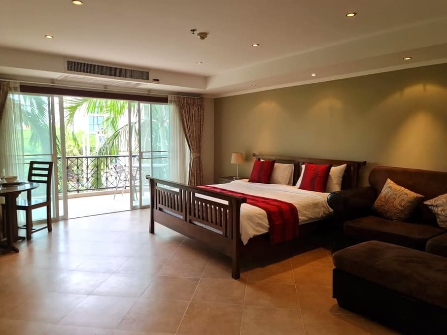 The Residence Jomtien Beach（中天住宅）开间51㎡｜3楼｜城市景｜近芭提雅移民局