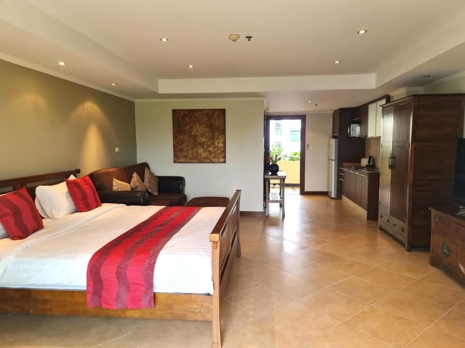 The Residence Jomtien Beach（中天住宅）开间51㎡｜3楼｜城市景｜近芭提雅移民局