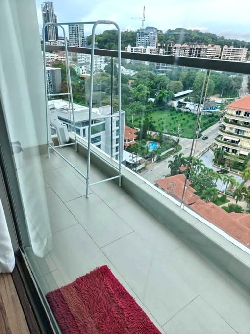 Studio Condo for Rent at The Peak Towers｜32 sqm｜Building B｜15th Floor｜Partial Sea View｜Near Royal Varuna Yacht Club（B1505）