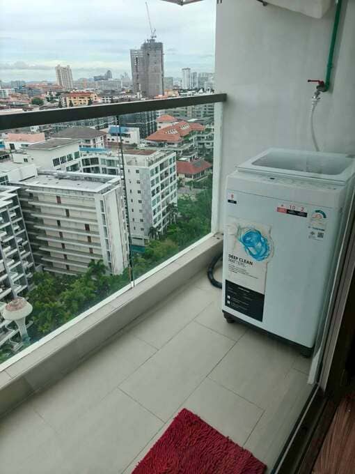 Studio Condo for Rent at The Peak Towers｜32 sqm｜Building B｜15th Floor｜Partial Sea View｜Near Royal Varuna Yacht Club（B1505）