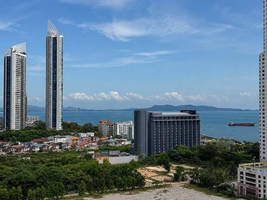 Lumpini Seaview Jomtien（龙皮尼海景中天）1居26㎡｜E栋16楼｜海景｜新装修｜中天海滩旁
