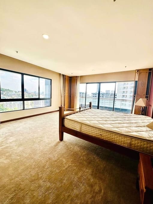 Baan Haad U Thong Pattaya（乌通海滩公寓）3居245㎡｜21楼｜壮丽海景｜Yinyom 海滩旁