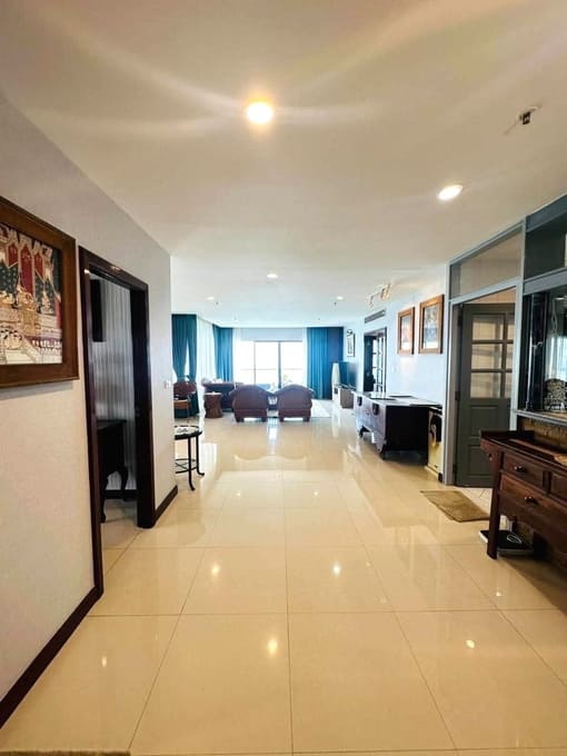 Baan Haad U Thong Pattaya（乌通海滩公寓）3居245㎡｜21楼｜壮丽海景｜Yinyom 海滩旁