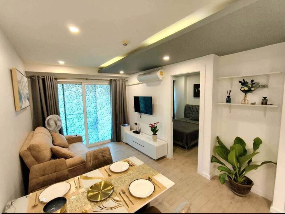 Seven Seas Condo Jomtien（七海1）1居36.5㎡｜1楼｜阳台直通泳池｜转角单元｜热带岛屿主题泳池