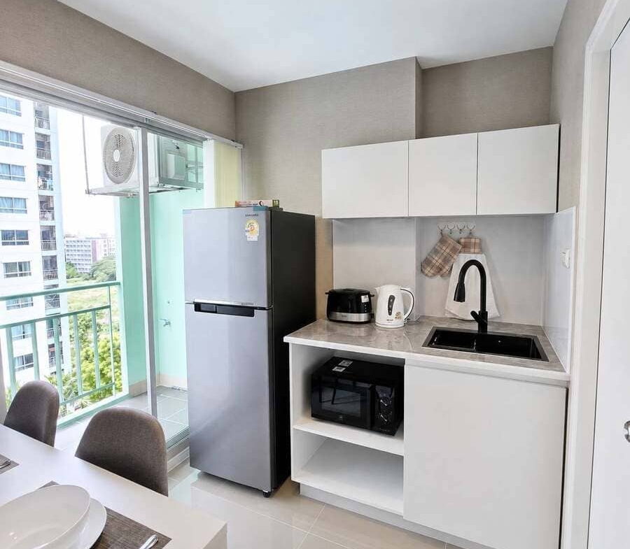 Lumpini Seaview Jomtien（龙皮尼海景中天）1居23㎡｜E栋｜8楼｜泳池景｜中天海滩旁
