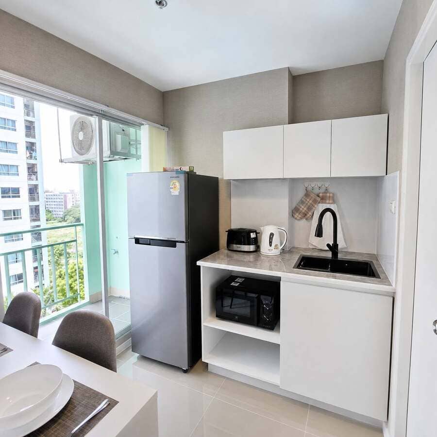 Lumpini Seaview Jomtien（龙皮尼海景中天）1居23㎡｜E栋｜8楼｜泳池景｜中天海滩旁