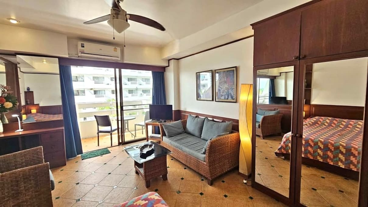 👍 好价格｜Jomtien Condotel and Village（中天酒店公寓）开间36㎡｜海景｜中天海滩旁