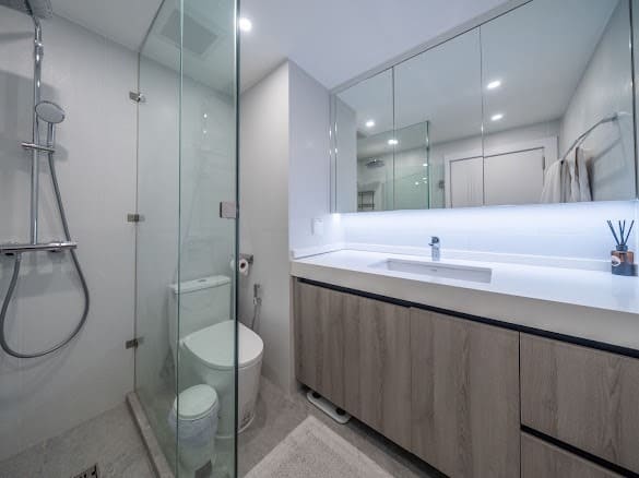 Royal Hill Resort（皇家山庄公寓）3居140㎡｜3楼｜城市景｜全新精装修｜配套高级家具和家电