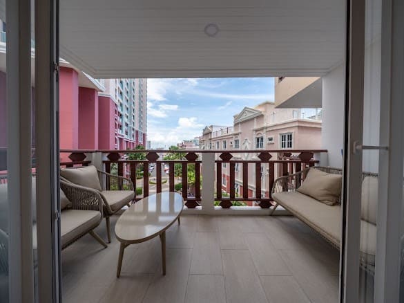 Royal Hill Resort（皇家山庄公寓）3居140㎡｜3楼｜城市景｜全新精装修｜配套高级家具和家电