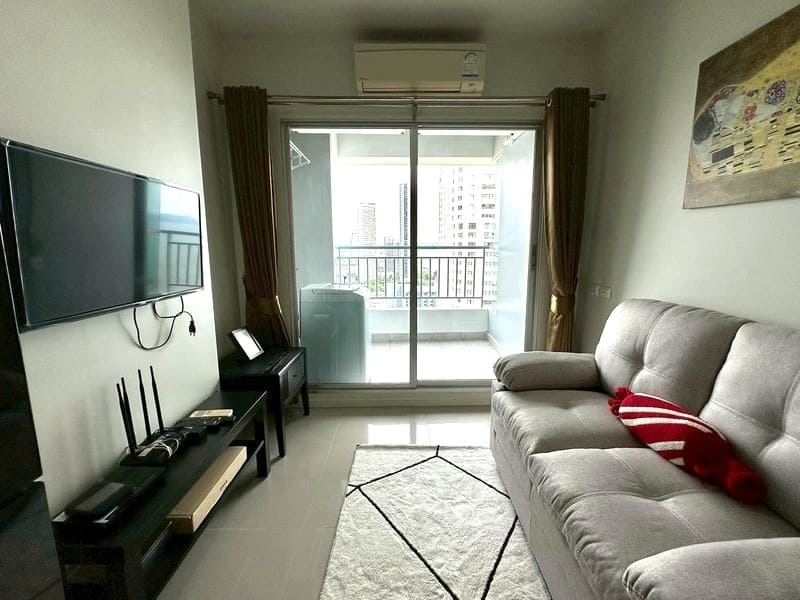 1BR Condo for Rent at Lumpini Park Beach Jomtien｜32 sqm｜Building B｜27th Floor｜Sea View｜Adjacent to Jomtien Beach (B2718)