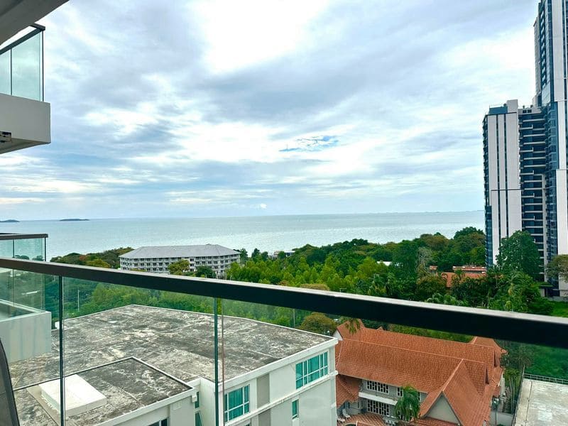The Peak Towers（凌霄阁）开间32㎡｜A栋10楼｜海景｜近海滩和 Tops 大型超市