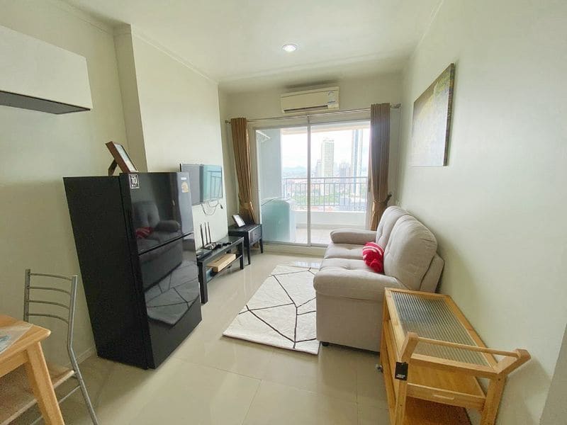1BR Condo for Rent at Lumpini Park Beach Jomtien｜32 sqm｜Building B｜27th Floor｜Sea View｜Adjacent to Jomtien Beach (B2718)