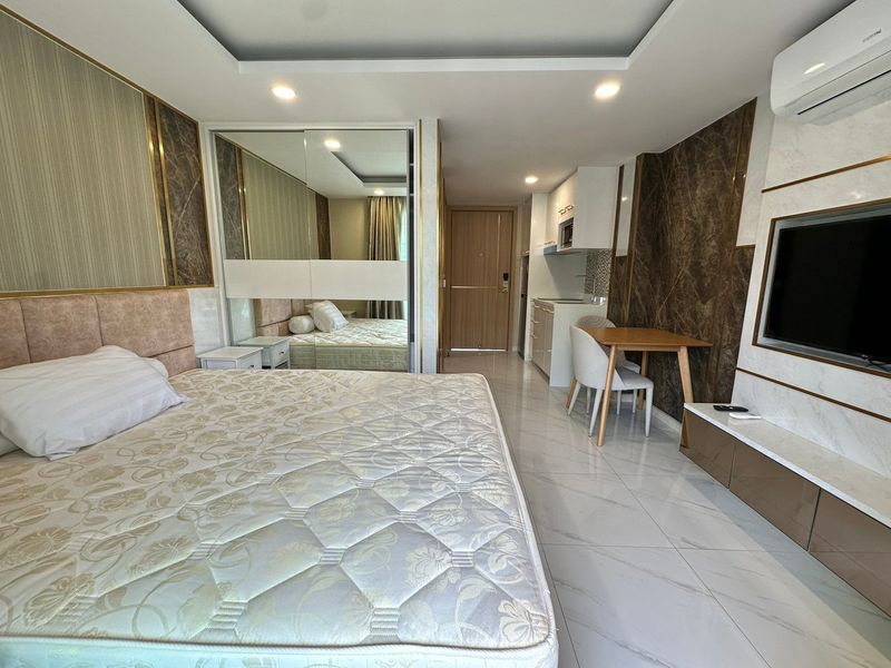 Studio Condo for Rent at Dusit Grand Park 2｜26 sqm｜Building C｜7th Floor｜Pool View｜Large Lagoon Pool (C719)