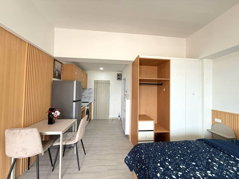 Studio Condo for Rent at Thiantong Condotel｜31 sqm｜6th Floor｜Sea View｜Fully Renovated｜Adjacent to Jomtien Beach (101)