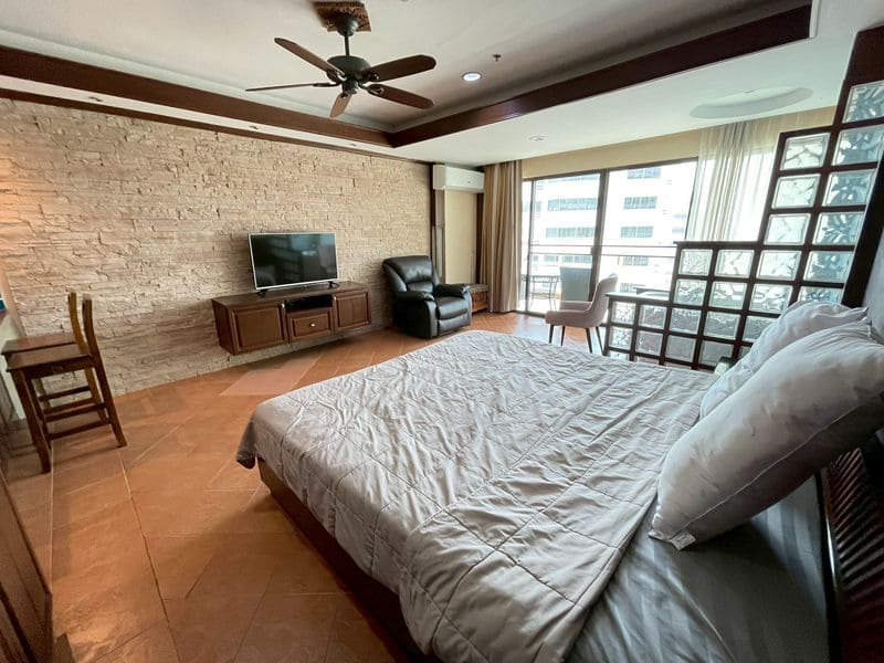 View Talay 5C（维塔莱5C）开间48㎡｜18楼｜海景｜中天海滩旁