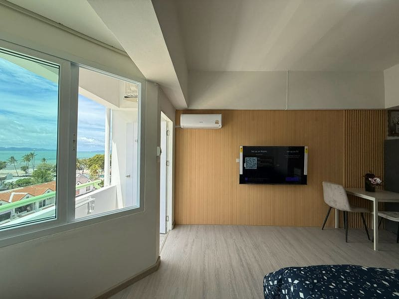Studio Condo for Rent at Thiantong Condotel｜31 sqm｜6th Floor｜Sea View｜Fully Renovated｜Adjacent to Jomtien Beach (101)