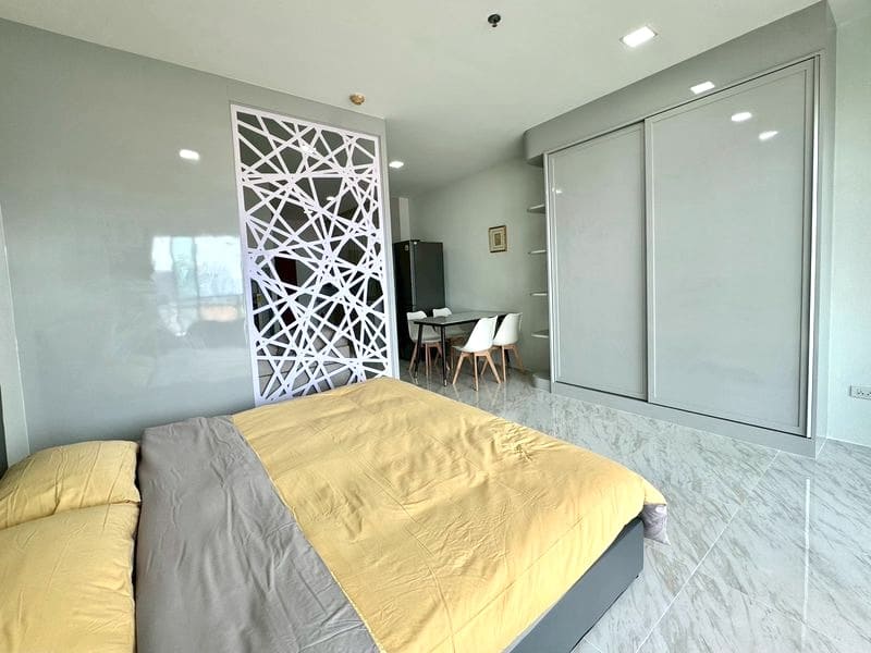 Studio Condo for Rent at View Talay 5D, Pattaya | 48 sqm | 16th Floor | Sea View | Jomtien Beach