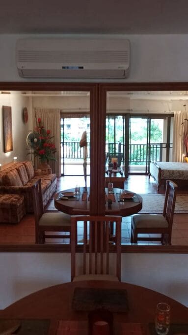 Chateau Dale Thabali（戴尔城堡泰式公寓）1居64㎡｜泳池景｜紧邻中天巴士站｜近东滩海滩