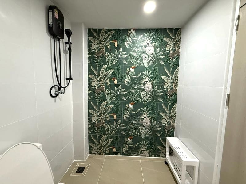 Studio Condo for Rent at Thiantong Condotel｜31 sqm｜6th Floor｜Sea View｜Fully Renovated｜Adjacent to Jomtien Beach (101)
