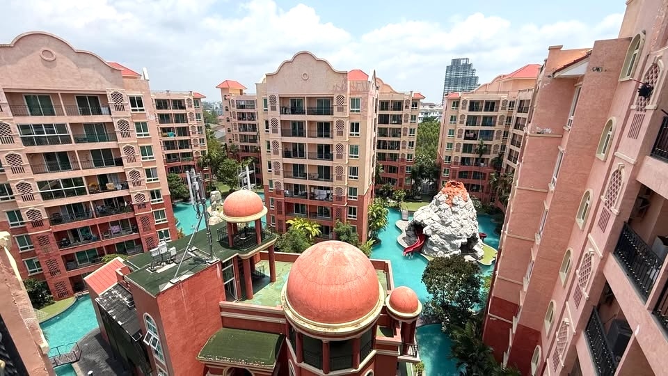 Seven Seas Condo Jomtien（七海1）1居37㎡｜8楼｜泳池景｜热带岛屿主题泳池